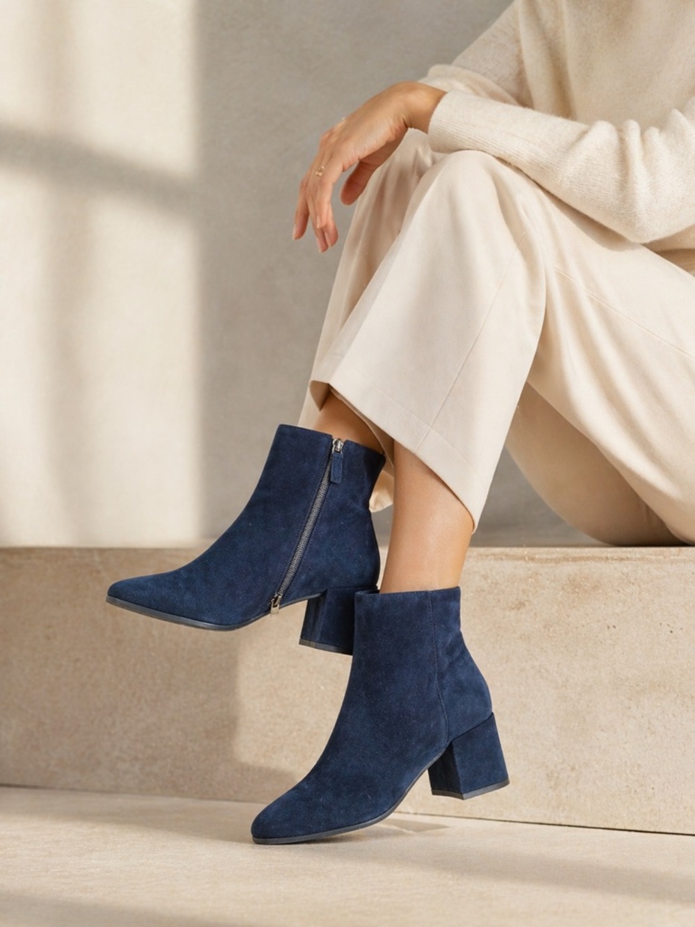 New! Aquatalia Charlee Weatherproof Dress Suede Bootie Navy Blue Size 9 MSRP$495